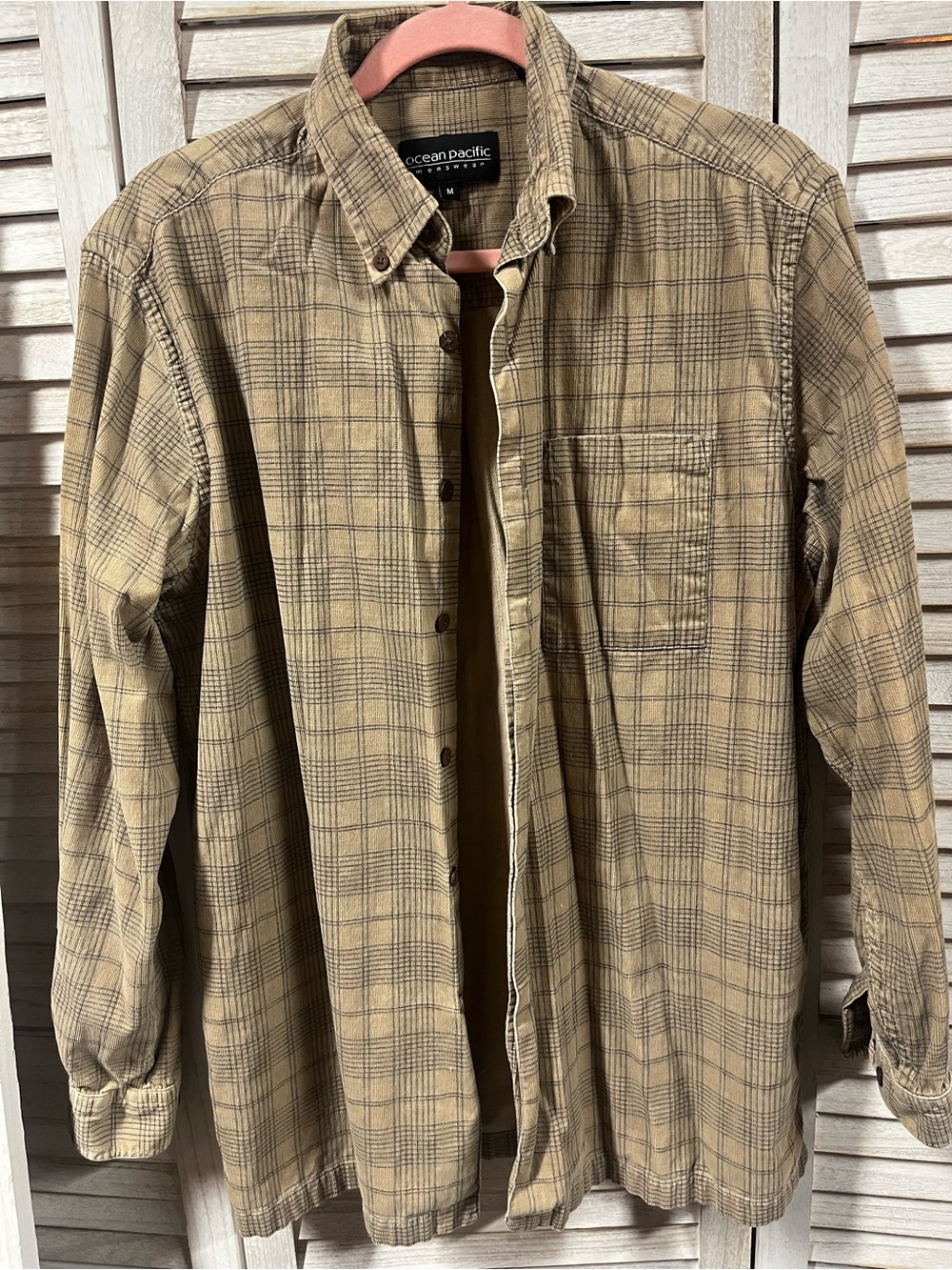 Ocean Pacific OP Men’s Medium Fine Wale Corduroy Plaid Button Down